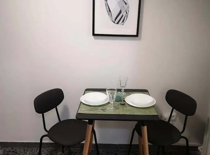 Theodora\'S Cozy Guest House